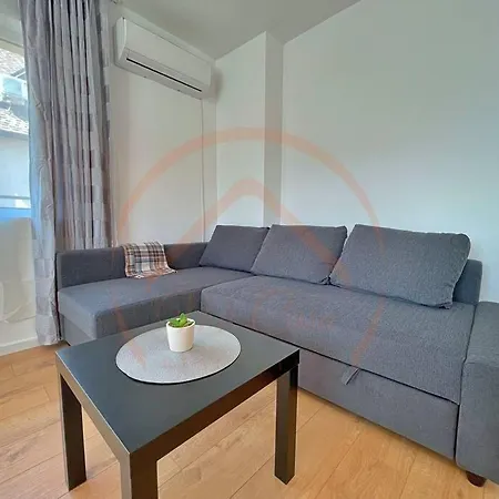 The Sunny Space Of Apartment *