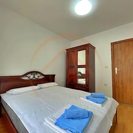 The Sunny Space Of Apartment