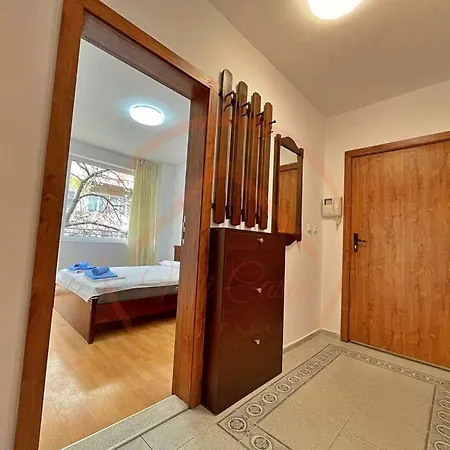 The Sunny Space Of Apartment *