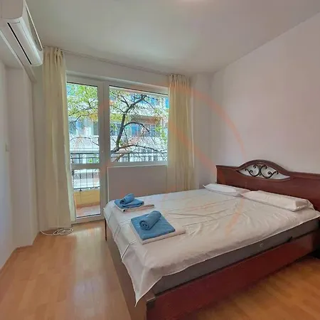 Apartment The Sunny Space Of